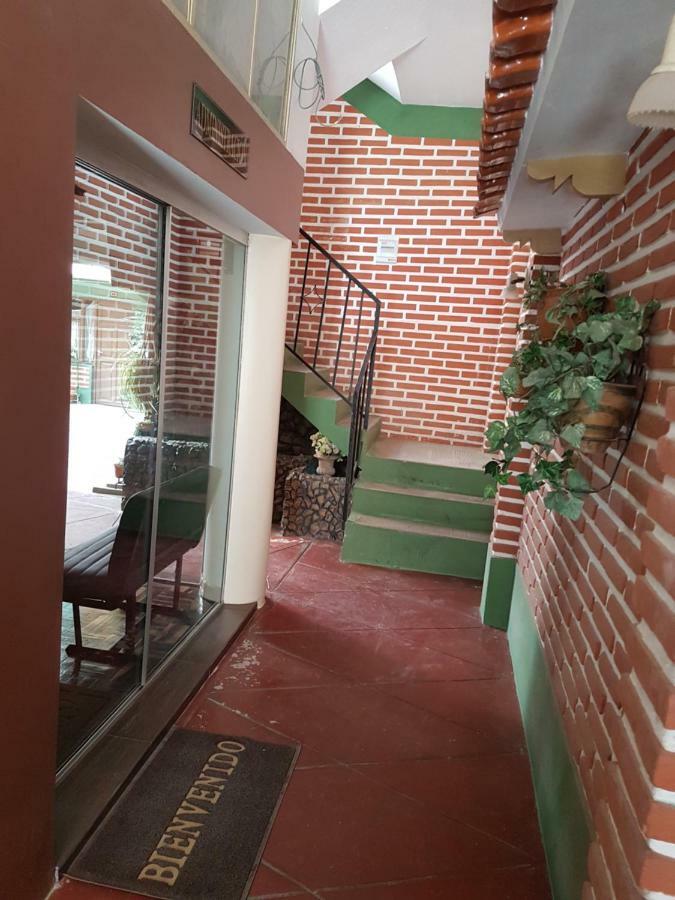 Hostel Buen Descanso スクレ エクステリア 写真